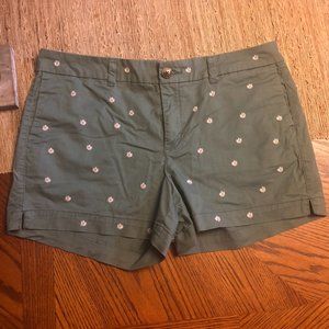 Size 12 Old Navy Olive Daisy Khaki Shorts